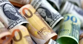 خبر فوری درباره قیمت جدید دلار در بازار ۵ آذر + جدول نرخ ارز خبر فوری درباره قیمت جدید دلار در بازار ۵ آذر + جدول نرخ ارز