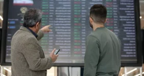صعود بورس با سیگنال گرانی قطعی بنزین! صعود بورس با سیگنال گرانی قطعی بنزین!