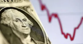 خبر فوری‌ | قیمت دلار در بازار آزاد ریخت (۱۶ دی)
