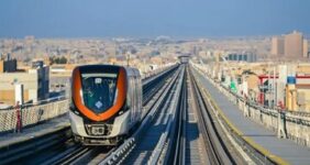 یک رکورد دیگر در عربستان/ طولانی‌ترین سیستم قطار بدون راننده جهان رسماً آغاز به کار کرد