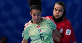 فرشته کریمی: از مردم عذرخواهی می‌کنم