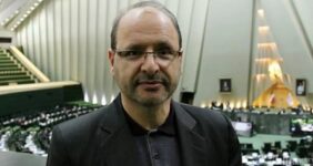 اعتراضات را به سیاست ارزی گره نزنید؛ منافع حامیان ارز ترجیحی قطع شد اعتراضات را به سیاست ارزی گره نزنید؛ منافع حامیان ارز ترجیحی قطع شد