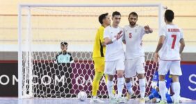 ایران مقابل افغانستان سفید می‌پوشد