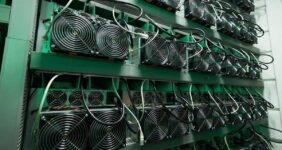 بیت‌کوین تحت تاثیر طوفان / هش‌ریت بیت‌کوین کاهش یافت