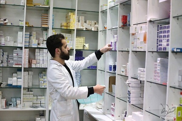 کمبود دارو نداریم؛ فعالیت مداوم داروخانه‌ها