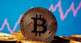 افزایش قیمت نفت بیت‌کوین را زمین‌گیر کرد!
