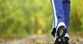 پیاده‌روی عارضه خستگی را در مبتلایان به سرطان روده تسکین می‌دهد