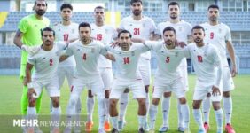 حمایت خواننده جوان پاپ از تیم ملی فوتبال با شعار «کنار همیم»
