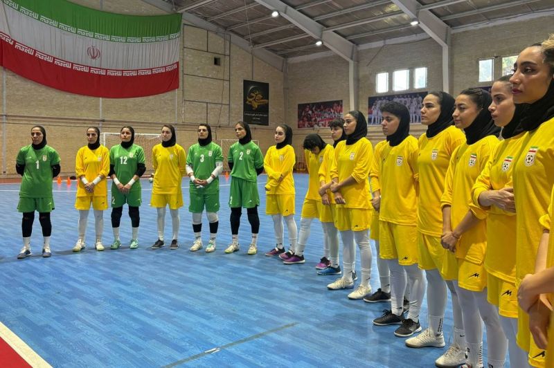درخواست معاون وزیر از بانوان فوتسالیست در آستانه سفر به تاجیکستان