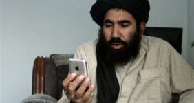 طالبان استفاده از گوشی‌های هوشمند را ممنوع کرد