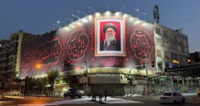 دیوارنگاره «آقای شهید ایران» رونمایی شد