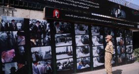 نمایش عکس‌ دیدارها و دلنوشته‌های سینماگران درباره رهبر شهید