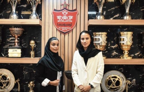 اعتراض «ایستا» به اقدام سرمربی بانوان پرسپولیس: با ما قرارداد داری