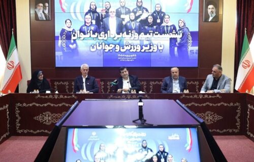 دیدار بانوان مدال‌آور وزنه‌برداری با وزیر ورزش