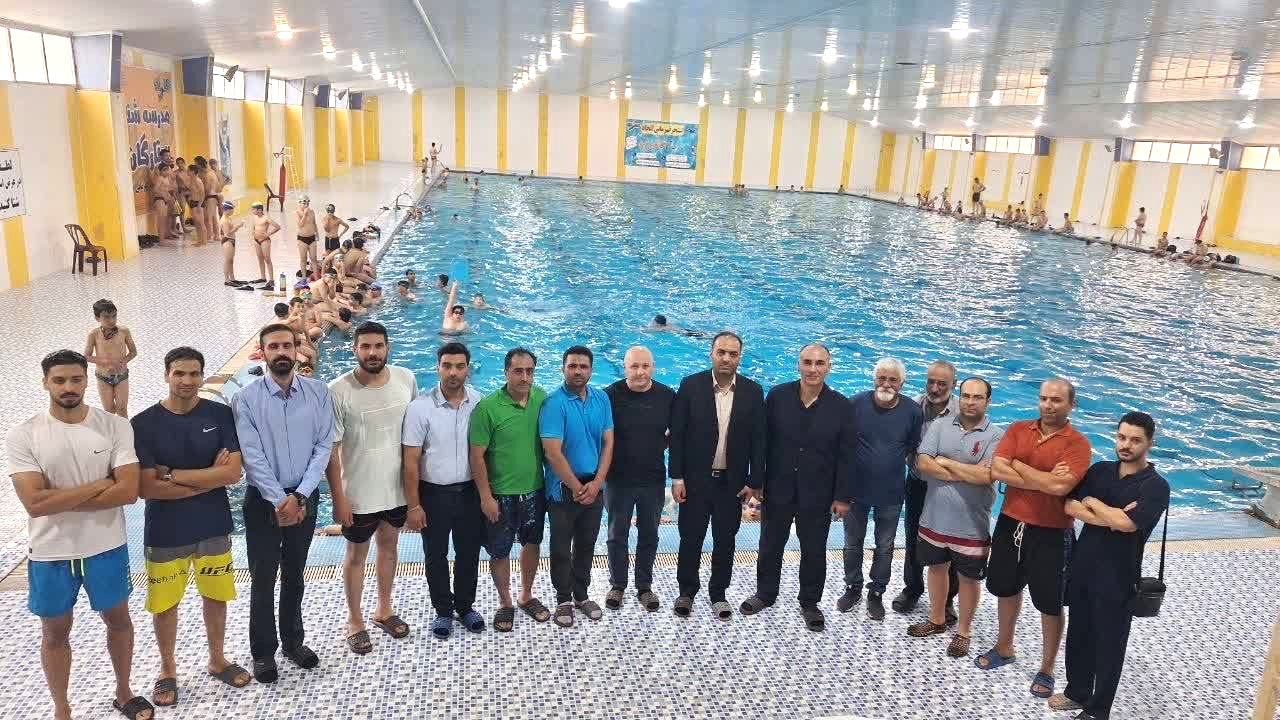 دیدار رئیس فدراسیون ورزش‌های آبی با اهالی این رشته در استان مرکزی