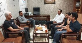 تجلیل از رکوردشکن ملی‌پوش شنا در هیأت ورزش‌های آبی خراسان رضوی